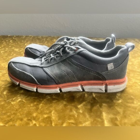 Skechers Mens Gray Low Top Memory Foam Relaxed Fit Lace Up Sneaker Shoes 10 - Picture 1 of 6